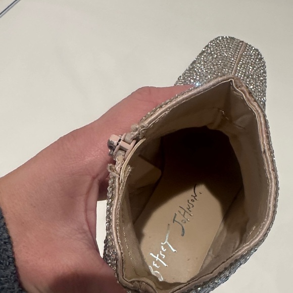 Betsy Johnson Kids Cady Sparkle Bootie - Picture 6 of 7